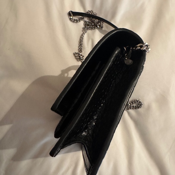 SUNSET CHAIN WALLET IN CROCODILE-EMBOSSED SHINY LEATHER - Picture 4 of 8